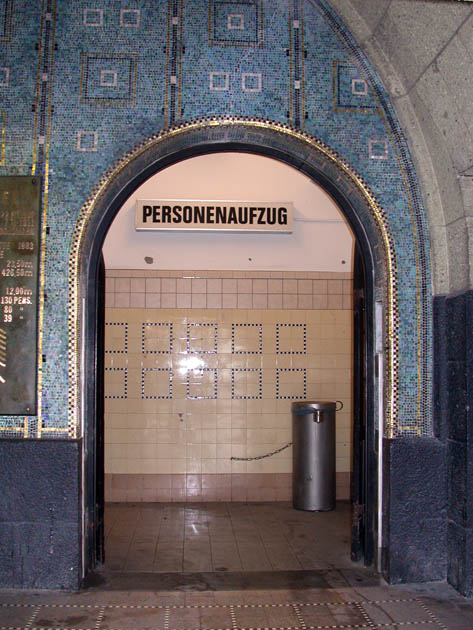 05_Elbtunnel_03