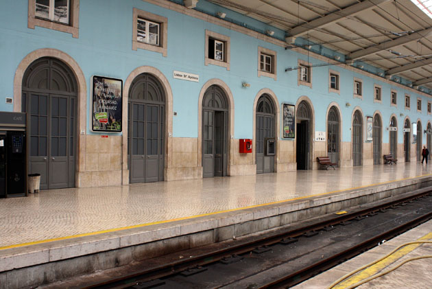 07_12_Estacao_de_Santa_Apolonia_9919