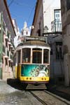 01_02_Alfama_Tram_9933