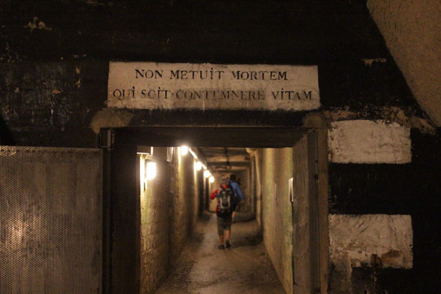 4_30_2488_Catacombes