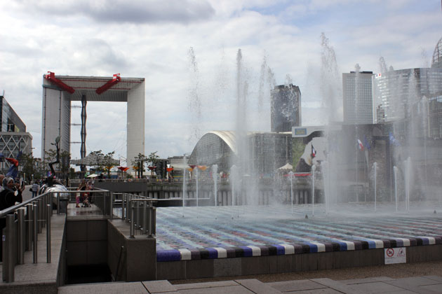 6_18_2340_La_Defense