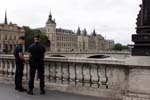 0_194_3156_Conciergerie