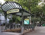 2_01_2043_Metro_Abbesses