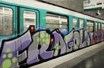 2_28_3310_Metro_Trinite_d'Estienne_d'Orves