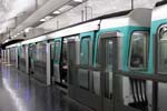 2_45_2516_Metro_Montparnasse_Bienvenue